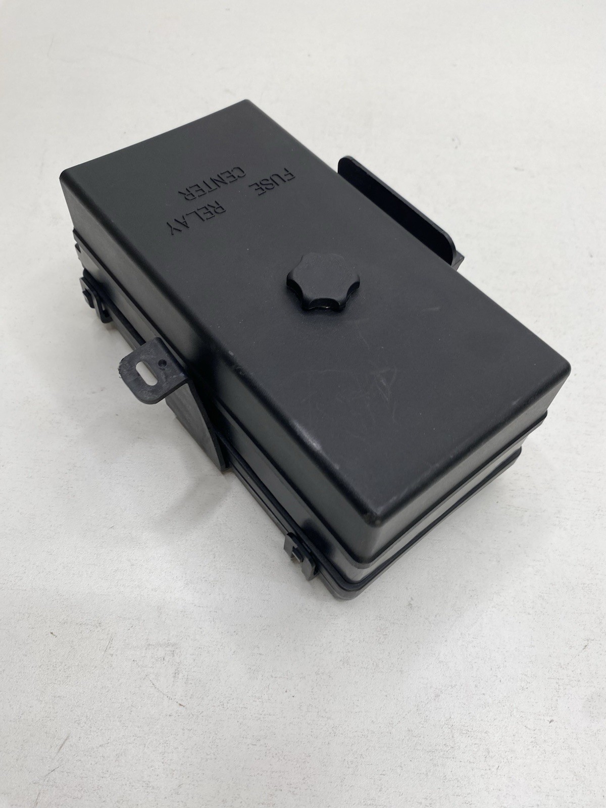 1998 Chevrolet Corvette Passengers Side Floor Fuse Box 12193837 OEM