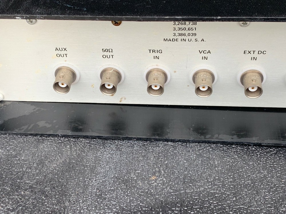 WAVETEK MODEL 154 PROGRAMMABLE WAVE FORM GENERATOR