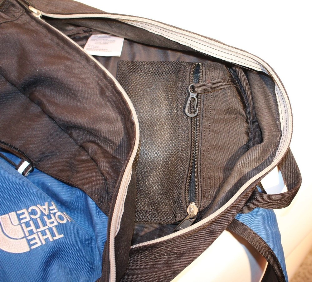 Vintage North Face Mopack Backpack Black & Blue Adjustable Straps & Side Pockets