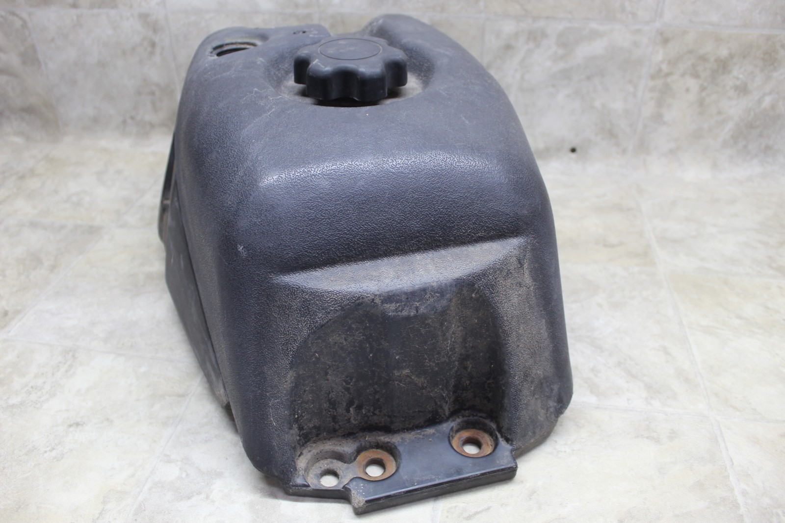 2002-2005 Arctic Cat 250 300 Oem Gas Tank Fuel Cell Petrol Reservoir 0570-068