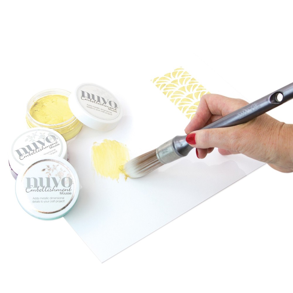 Nuvo Embellishment Mousse Custard Cream