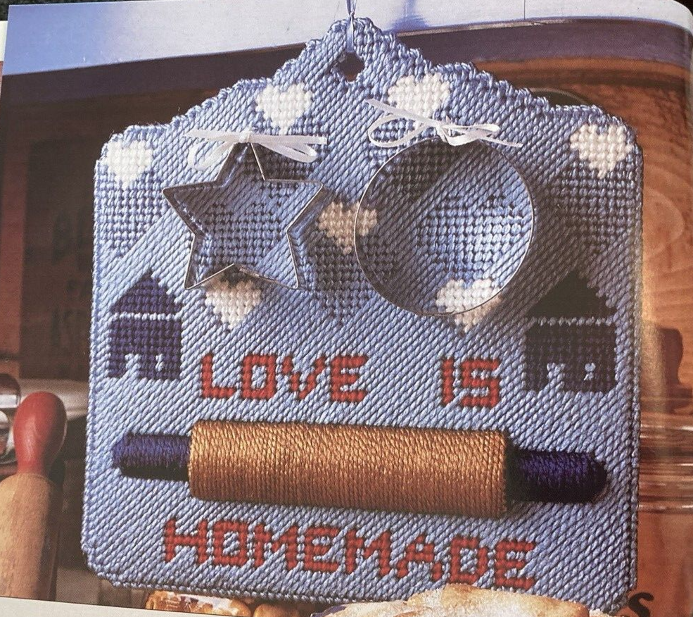 Vtg Rare Heartwarming Plastic Canvas pattern book 1996