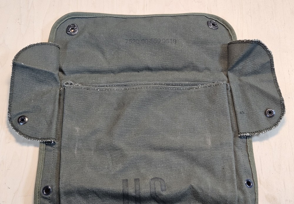 Late WWII US Military M38 Canvas Map Pack Case