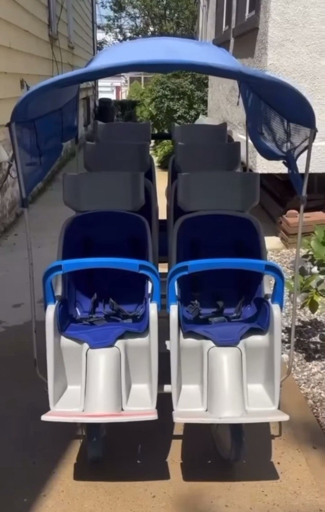 RunAbout 6-Passenger Stroller