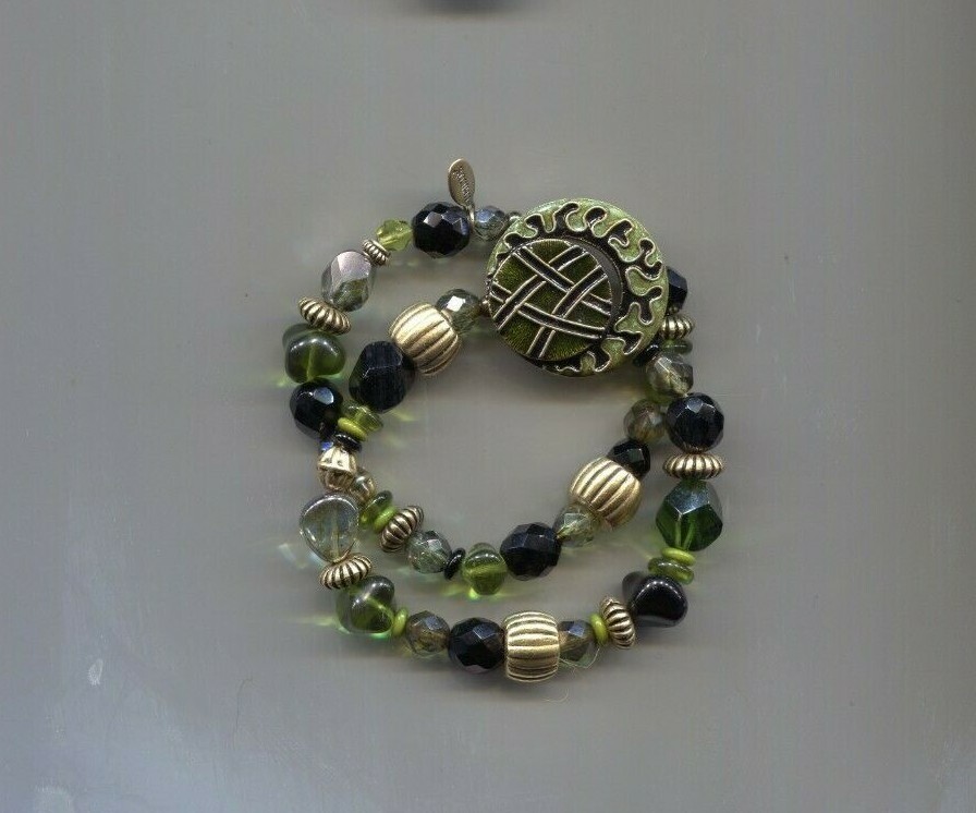 CHICO'S GREEN BLACK  expandable bracelet