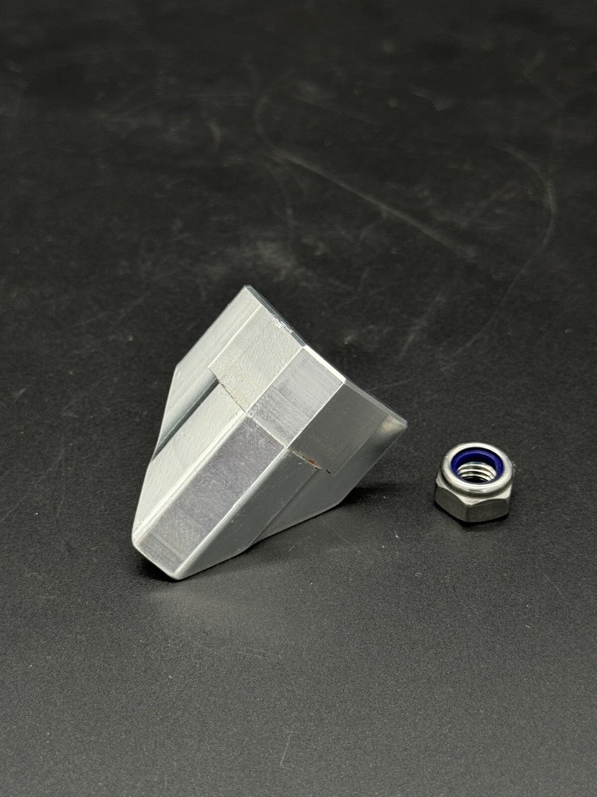 THULE HELIUM PLATFORM XT Locking Wedge Repair Kit for 1.25" and 2.0" reciever