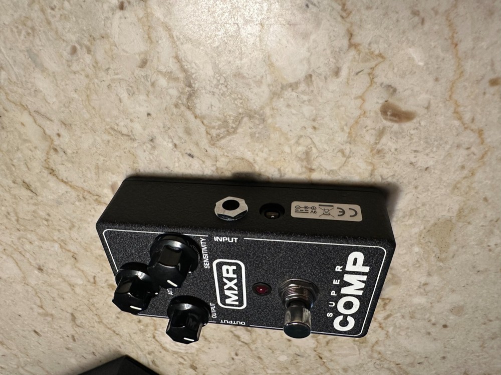 Dunlop MXR SuperComp M132 Compressor Guitar Effect Pedal