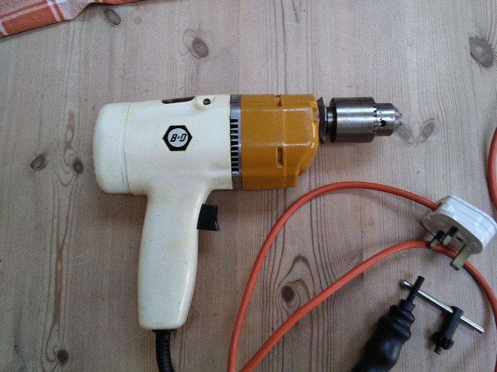 Vintage Black & Decker Dril V830V