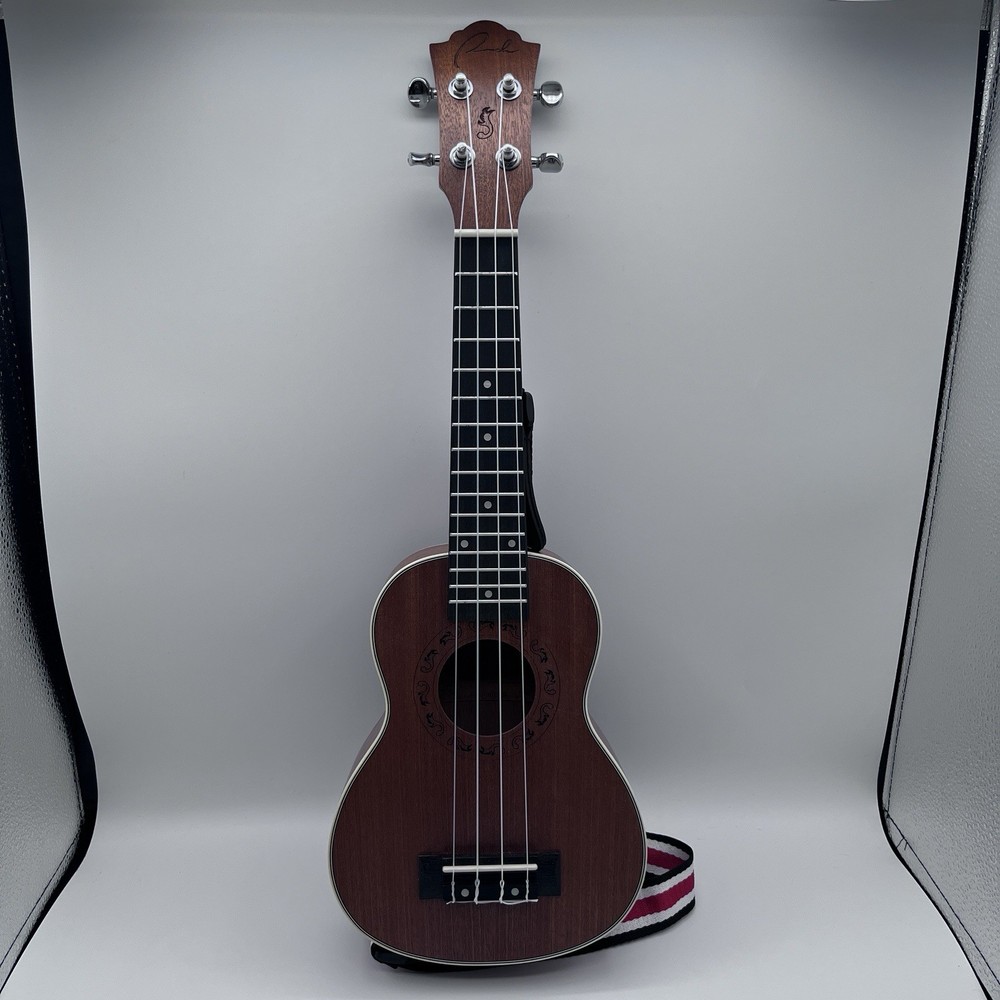 Ranch Soprano Ukulele UK-21