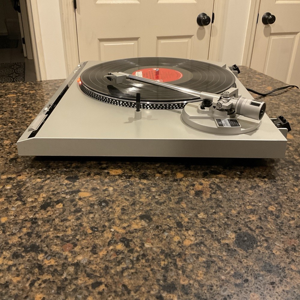 Technics SL-B200 Turntable AS-IS Needs Belt/Stylus Works Read
