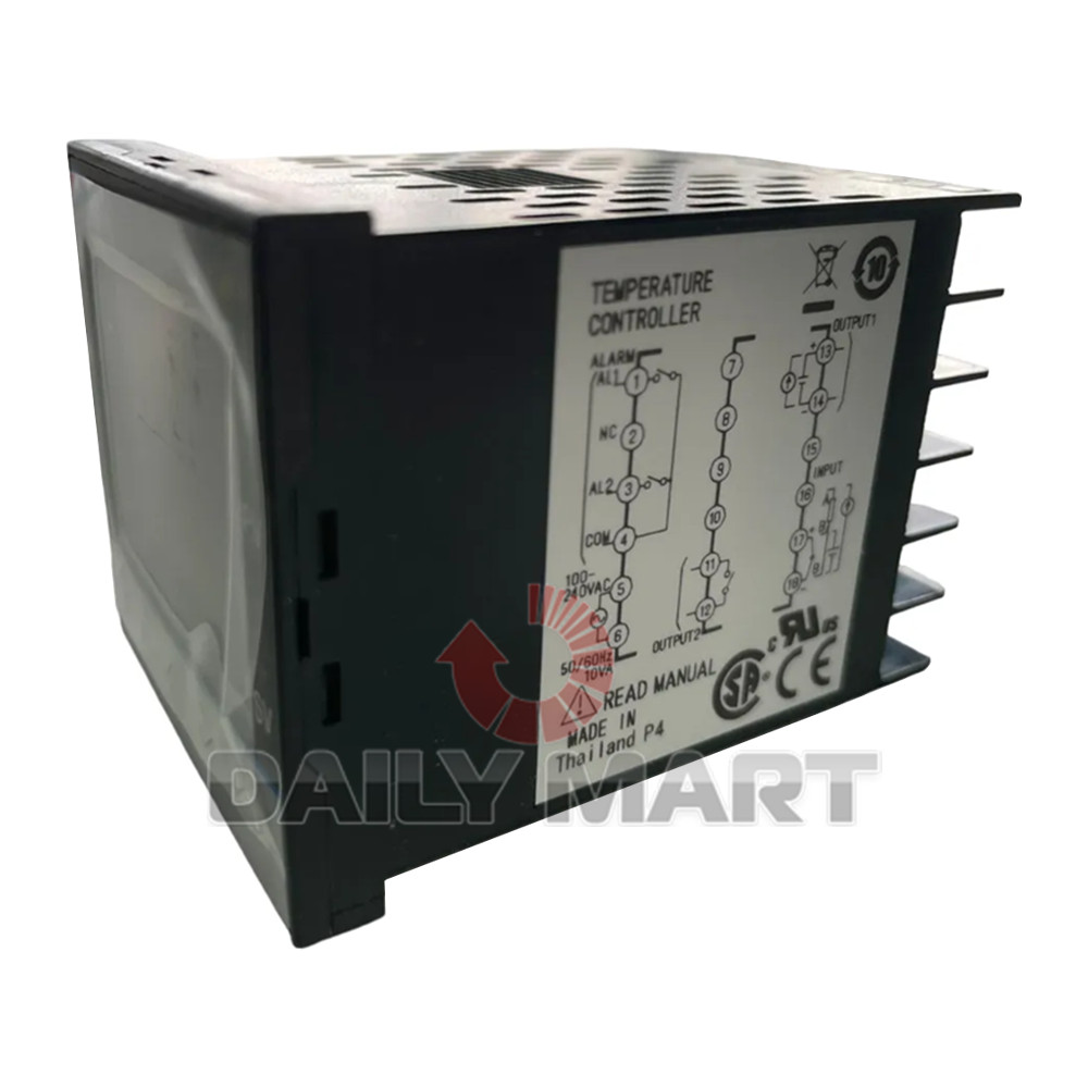 New In Box FUJI PXF4AEY2-FW100 Temperature Controller