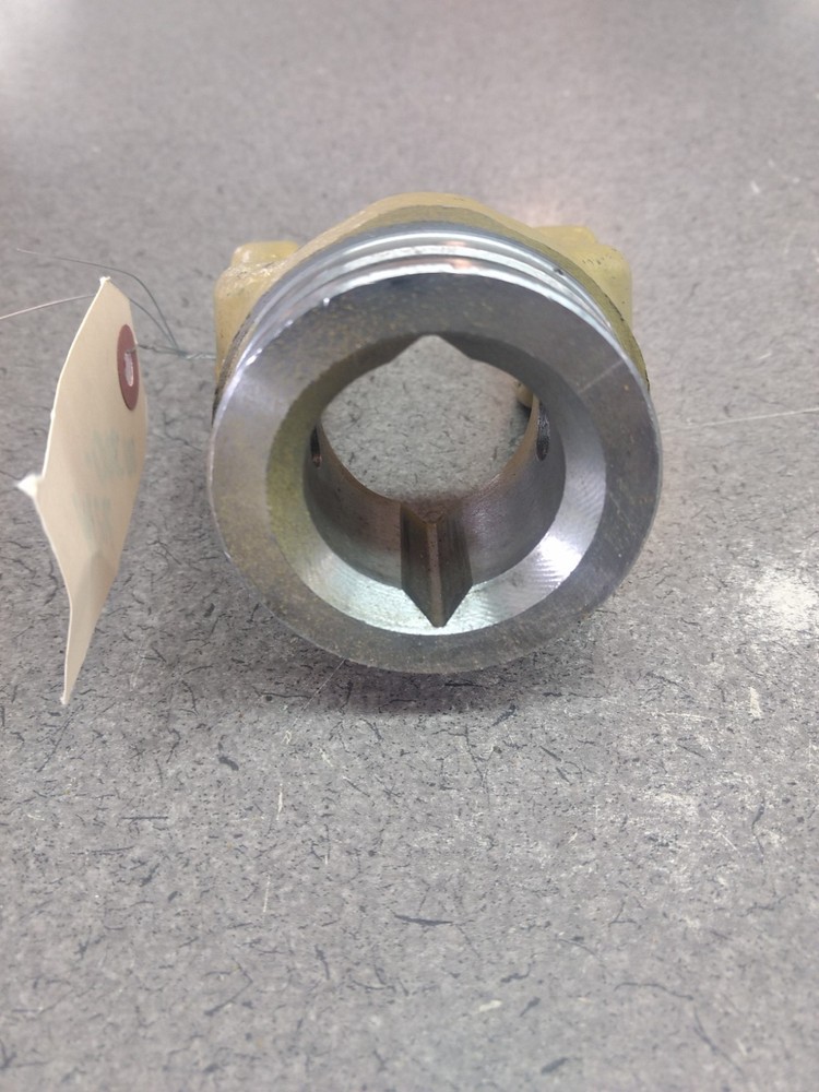 W300-7234 PTO YOKE