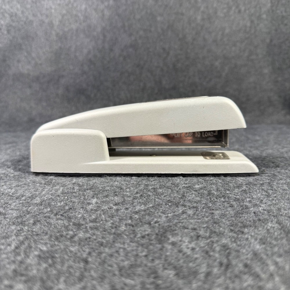 Swingline 747 Business Desktop Stapler, 25 Sheets, Gray