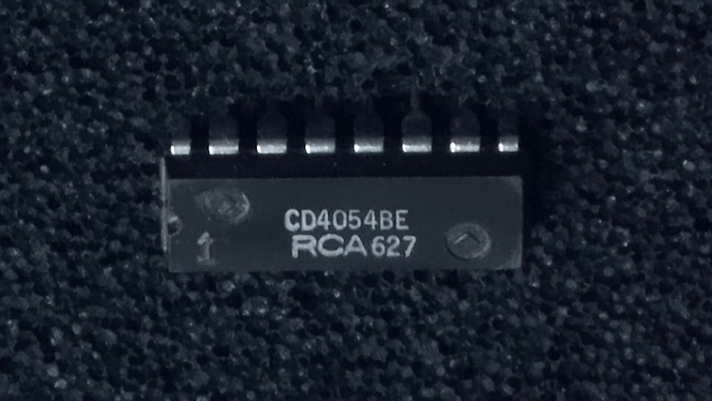 RCA CD4054BE DIP16 LCD Driver IC - New