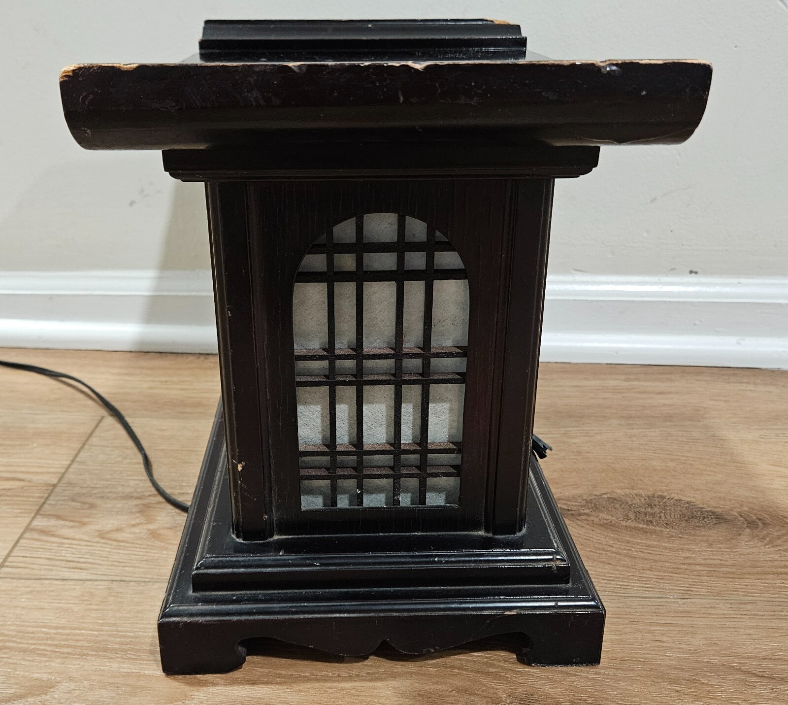 Vintage Asian 2 Bulb Setting Lamp – Buddhist Temple Japanese Shrine Pagoda WORKS