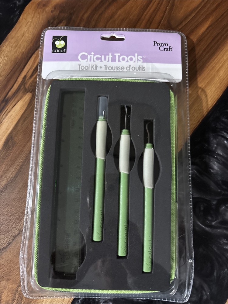 Cricut Tools Tool Kit,  knife,hook,scoop, bone folder,ruler,scraper & scissors