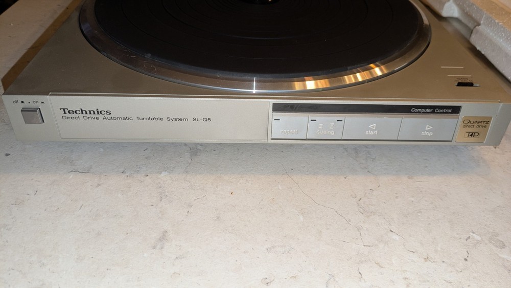 Technics SL-Q5 Linear Tracking Turntable W/Power Cord Power Tested & Table Turns