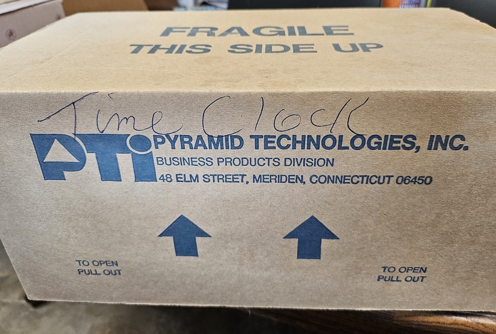 Pyramid Technologies, Inc. PTi Time Clock, Model 2000 Electric Day Time Recorder