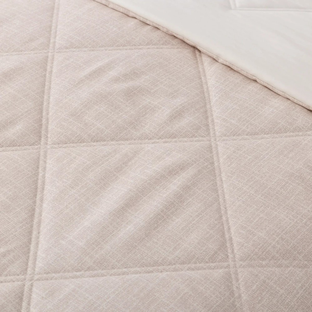 Berkshire Herringbone Microfiber Down Alternative Blanket - 100% Polyester