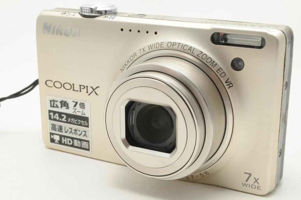 Nikon COOLPIX S6000 Compact Digital Camera with Accessories Tested Condition