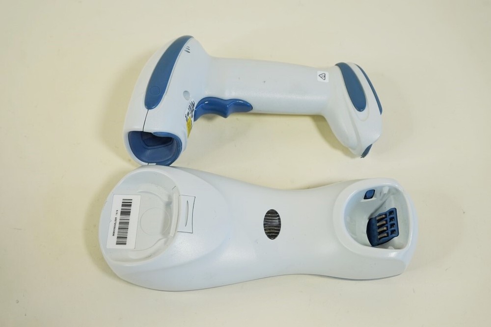 Symbol Zebra DS6878 DS6878-HC2000BVZWW Bluetooth 2D Cradle Barcode Scanner