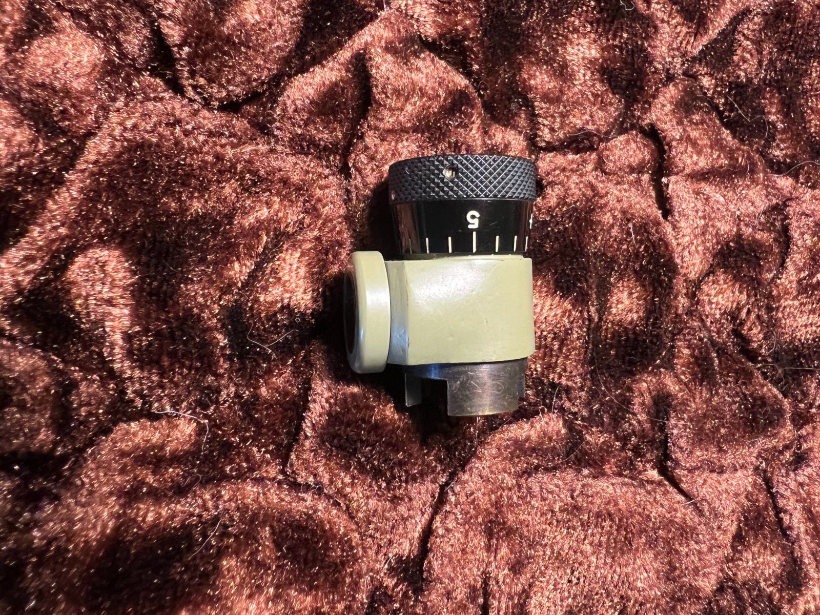 WILD HEERBRUGG T-2 T2 auto collimating lens with light source.