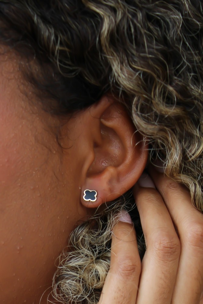 14K SOLID Gold Black Enamel Clover Studs, Push Back Earrings Enamel Studs 4 Leaf
