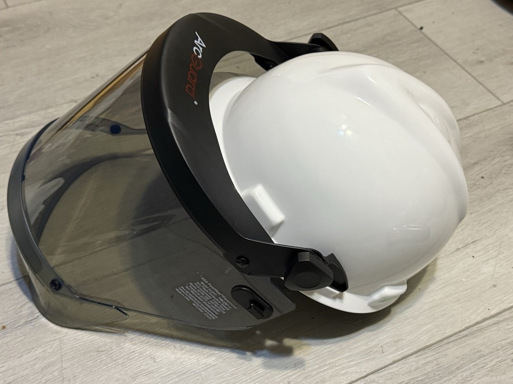 ARC GUARD FACE SHIELD & HELMET-HAT MSA SIZE MEDIUM NEW