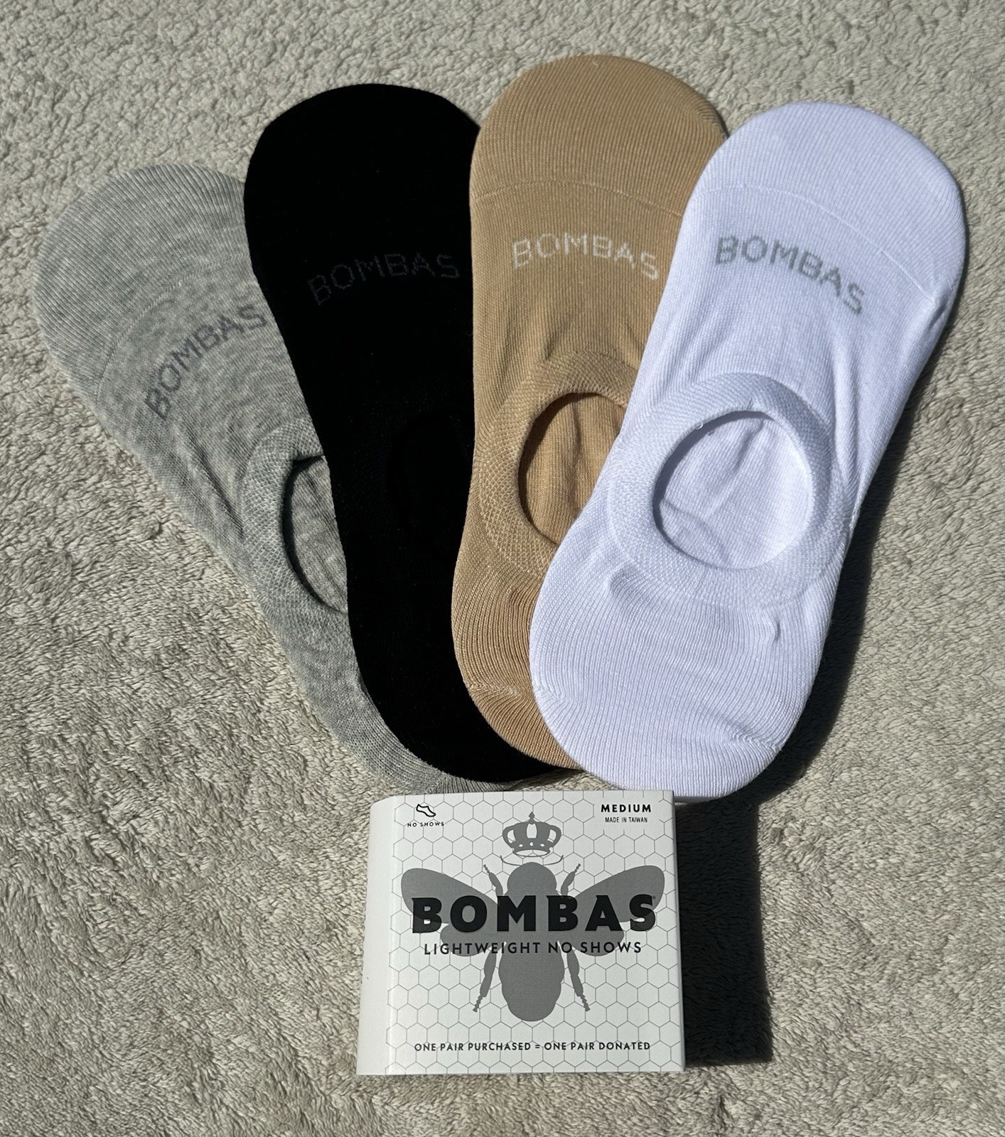 Bombas Unisex No Show Multicolor Socks 4-Pack Size Medium