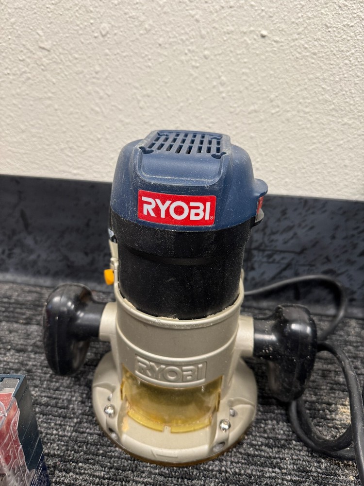 Ryobi R1801M1 1.5HP Router