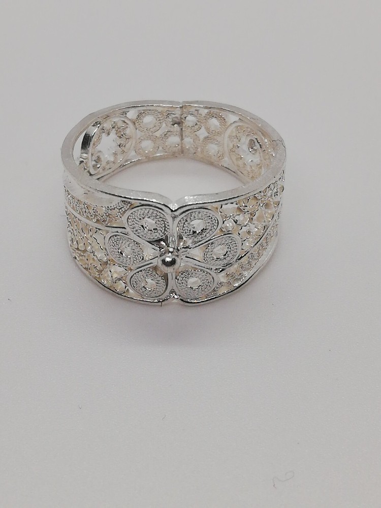 . 970 Solid Silver Women's Ring Size 8 Filigree New.