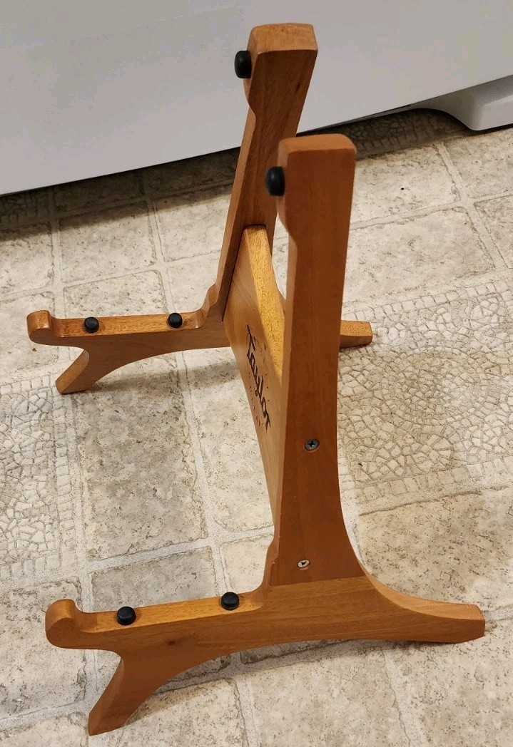 Taylor Guitar Stand - Mahogany Natural Finish