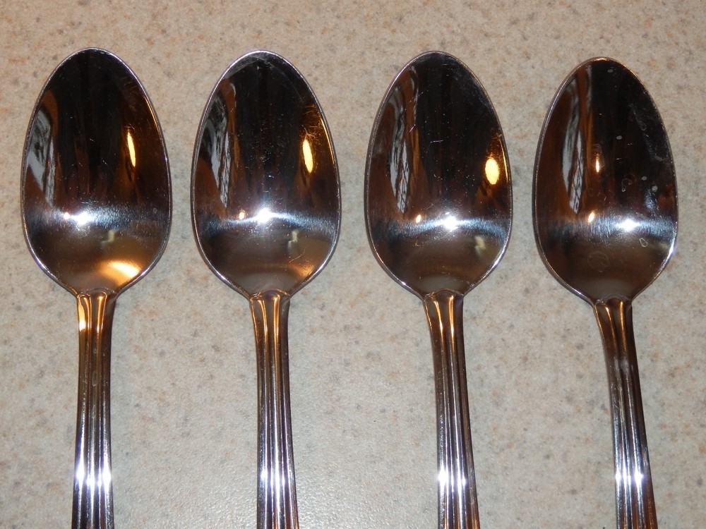 ONEIDA STAINLESS FLATWARE MADIE PATTERN 4 TEASPOONS 6"