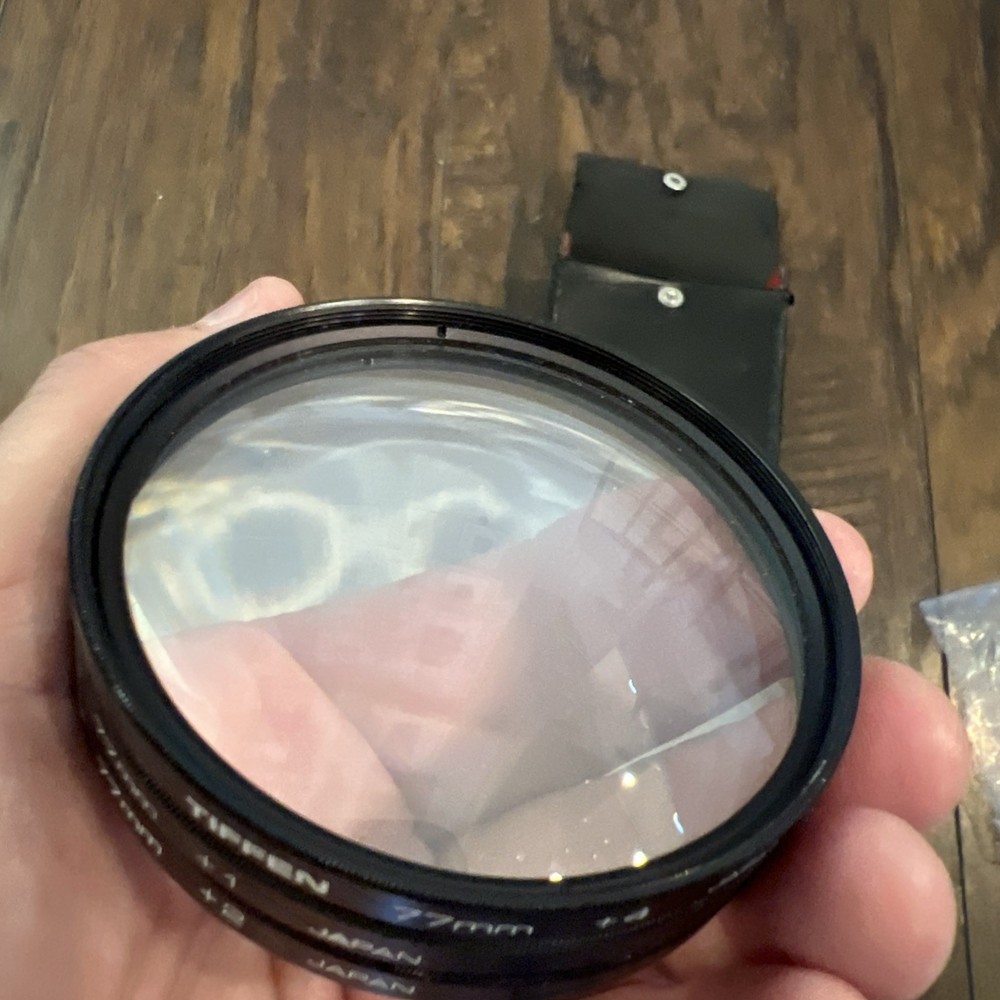 Tiffen Close-Up Camera Lens Set 72mm +1 +2 +4 With Case Diopters Decrease