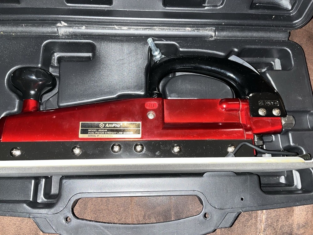 Dual Piston Straight Line Sander