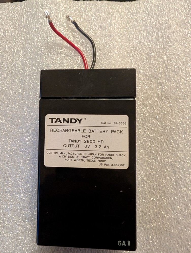TANDY 2800 HD Vintage Laptop Computer original 6 volt battery UNTESTED