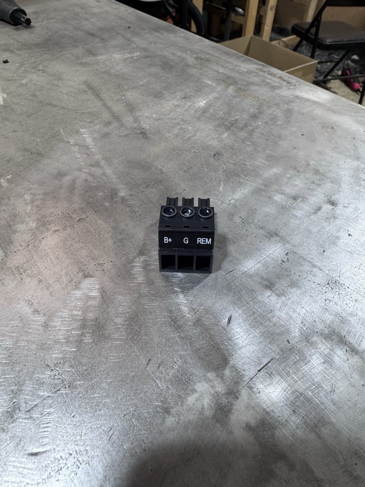 Rockford Fosgate Type-2T Power Plug