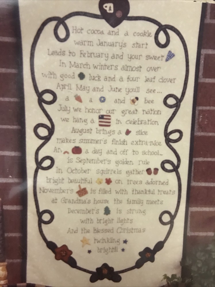 36 Button Button Wall Hanging And Pillow Starry Pines Pattern Co. Buttons Includ