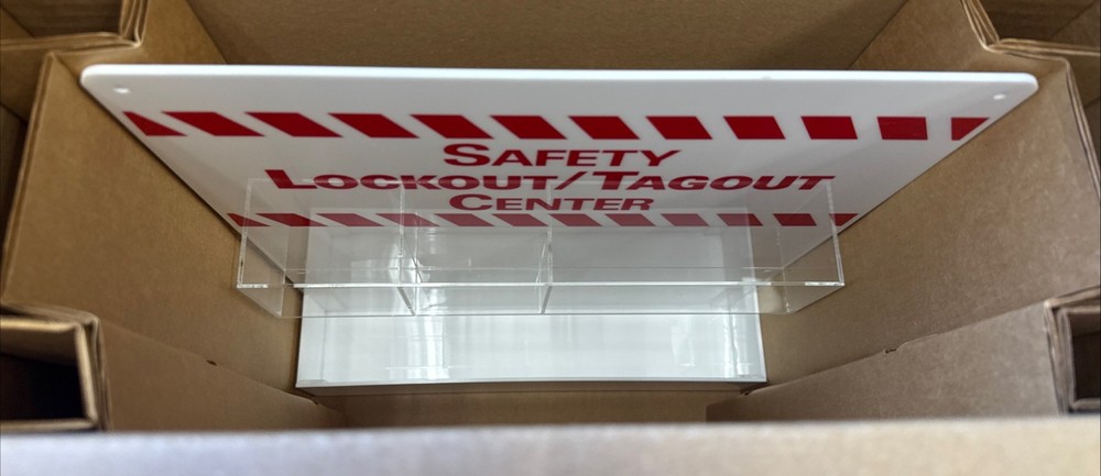 BRADY LC391E Lockout Station, 140 Components, Valve, Keyed, 3WRA7