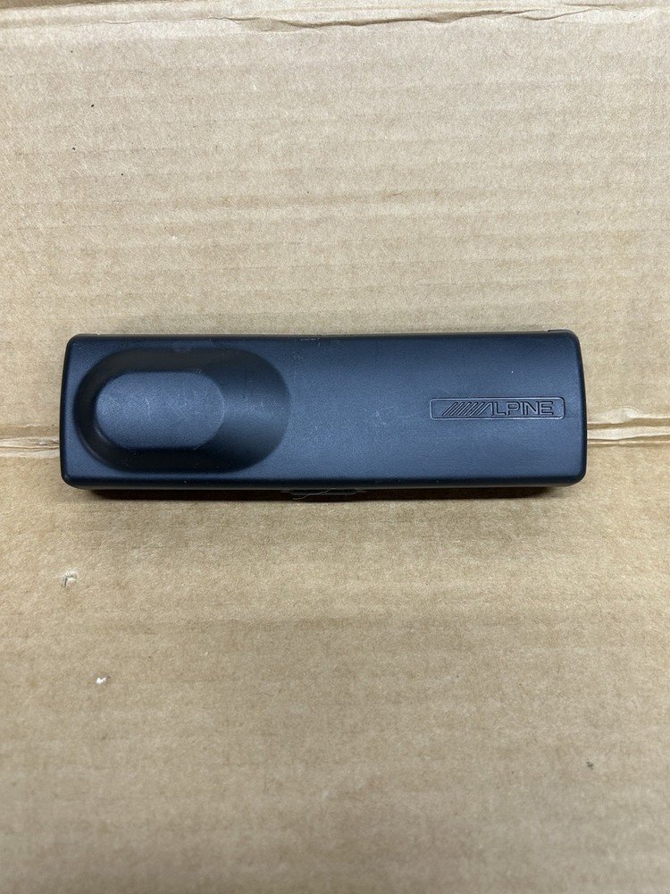 ALPINE CD CAR STEREO FACEPLATE  CASE Rare