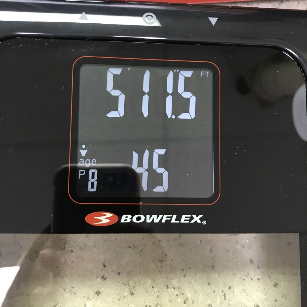Bowflex BMI/Daily Calorie Scale (Goal Tracking / Super Thin ABS Glass Platform)