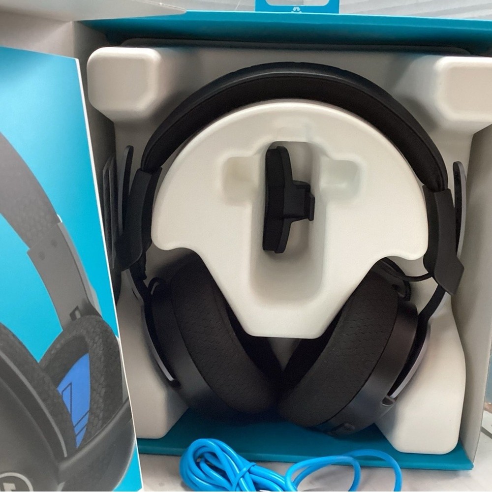 NIB JLabs JBuds Work Wireless Overear Computer Headphones