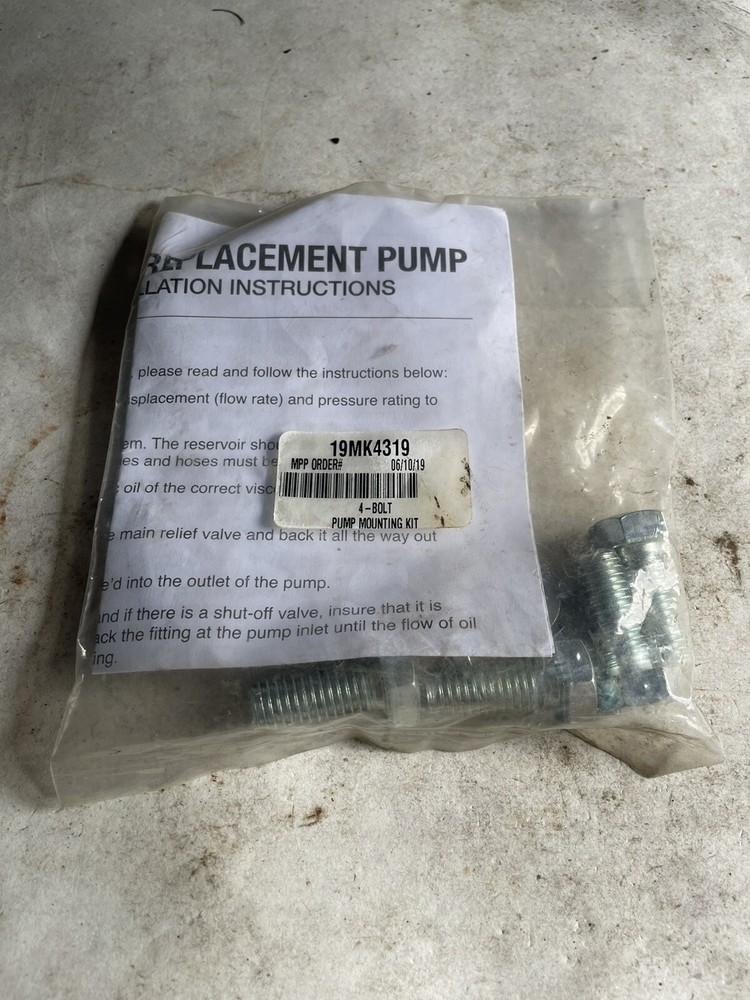 Muncie 19MK4319, 4 Bolt Mounting Kit