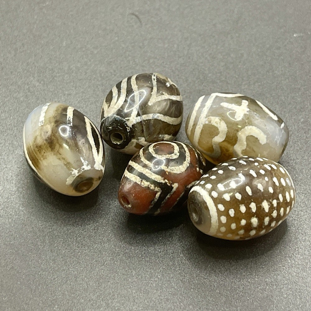 5 Pieces Ancient Central Asia Bactrian Agate Carnelian Beads With Patterns