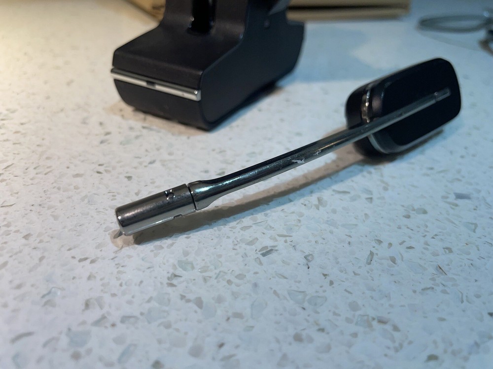 Plantronics Savi W445 Wireless Headset, USB D100A Dongle, Bluetooth, Two Battery