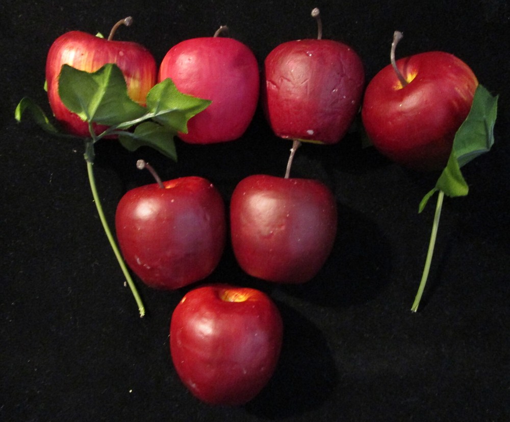 Apples- Mini Artificial-on string (New) plus bonus 7 medium sized (used) apples