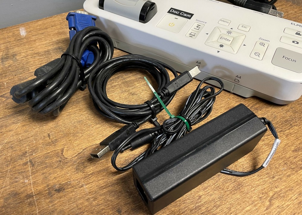 EPSON ELPDC11 Presenter Document Camera VGA Out