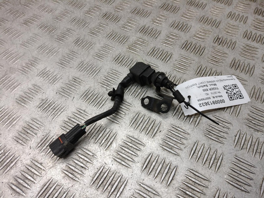 2016 TRIUMPH TIGER 800 XRX Misc Switch