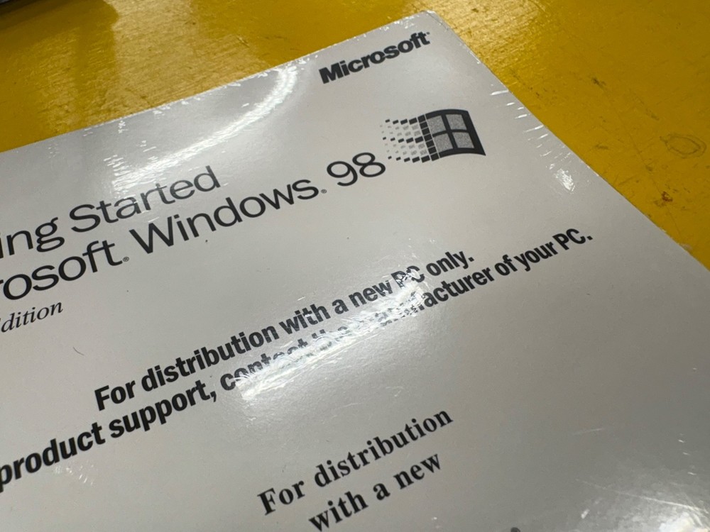 Microsoft Windows 98 Second Edition Getting Started Manual & CD for Dells new
