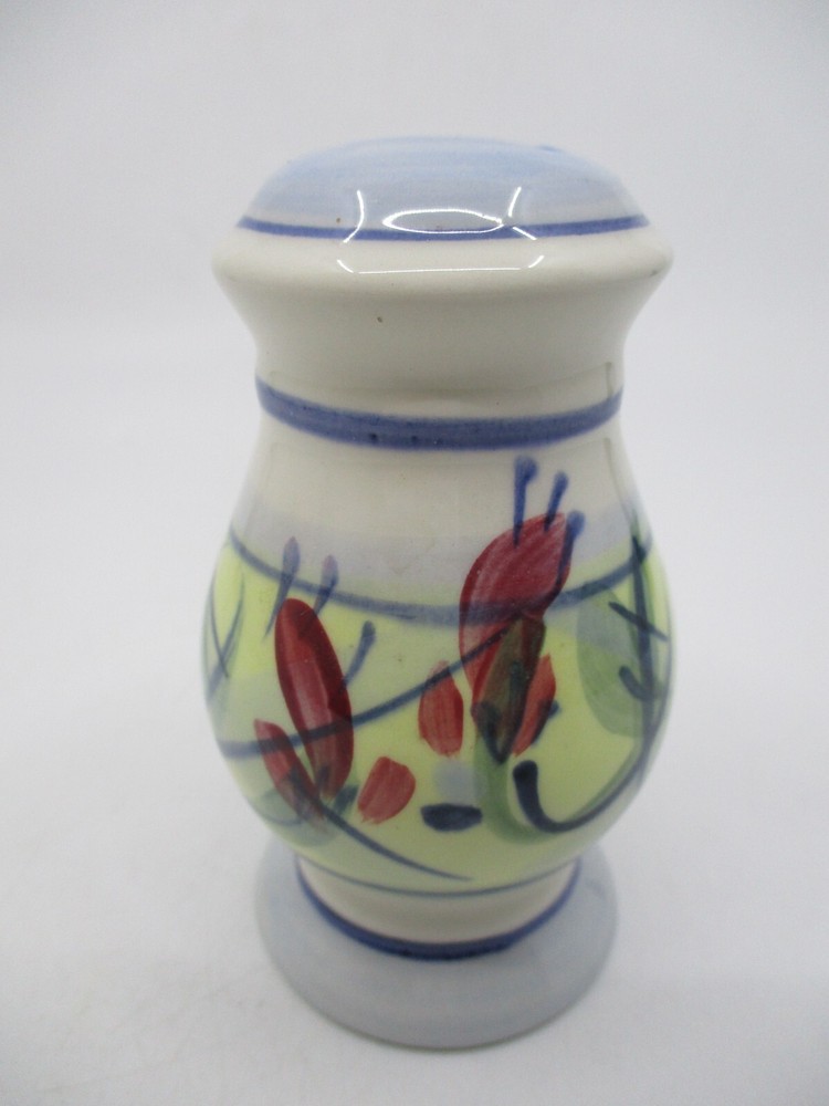 GAIL PITTMAN MAYPOP 2-HOLE SHAKER - 4 "   - 0611E